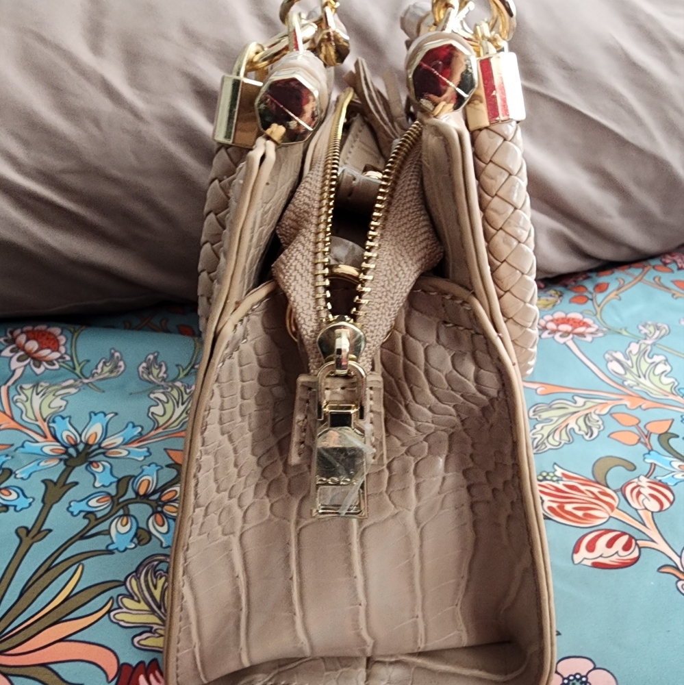 bebe Handbag - Picture 5 of 10